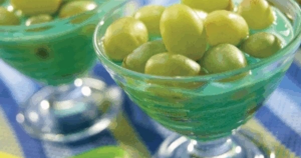 Lemon Gelatin with 12 Grapes EL MEJOR NIDO