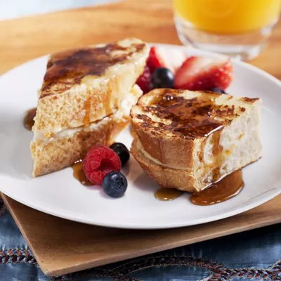 Sweet Crème Stuffed French Toast