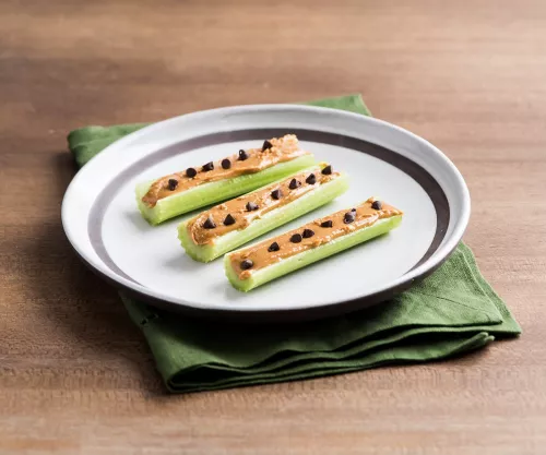 Cazuela de Tostada Francesa de Durazno y Almendras