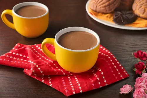 ATOLE de CONCHA de CHOCOLATE preparado con Chocolate para Mesa ABUELITA®