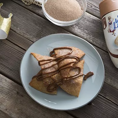 Buñuelos with Dulce de Leche Drizzle