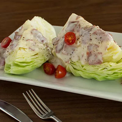 Cazuela de Tostada Francesa de Durazno y Almendras