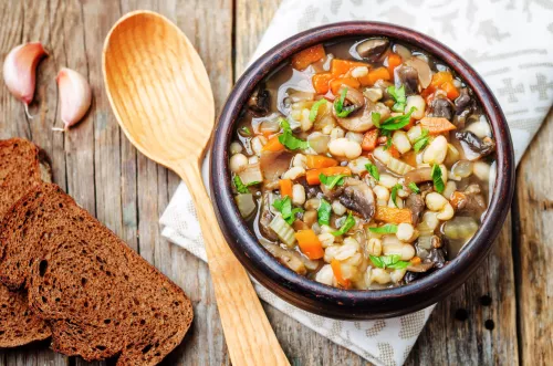 White bean & veggie soup with traditional seitan strips
