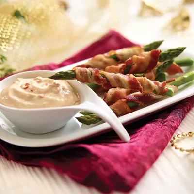 Bacon-Wrapped Asparagus with Chipotle Dipping Sauce